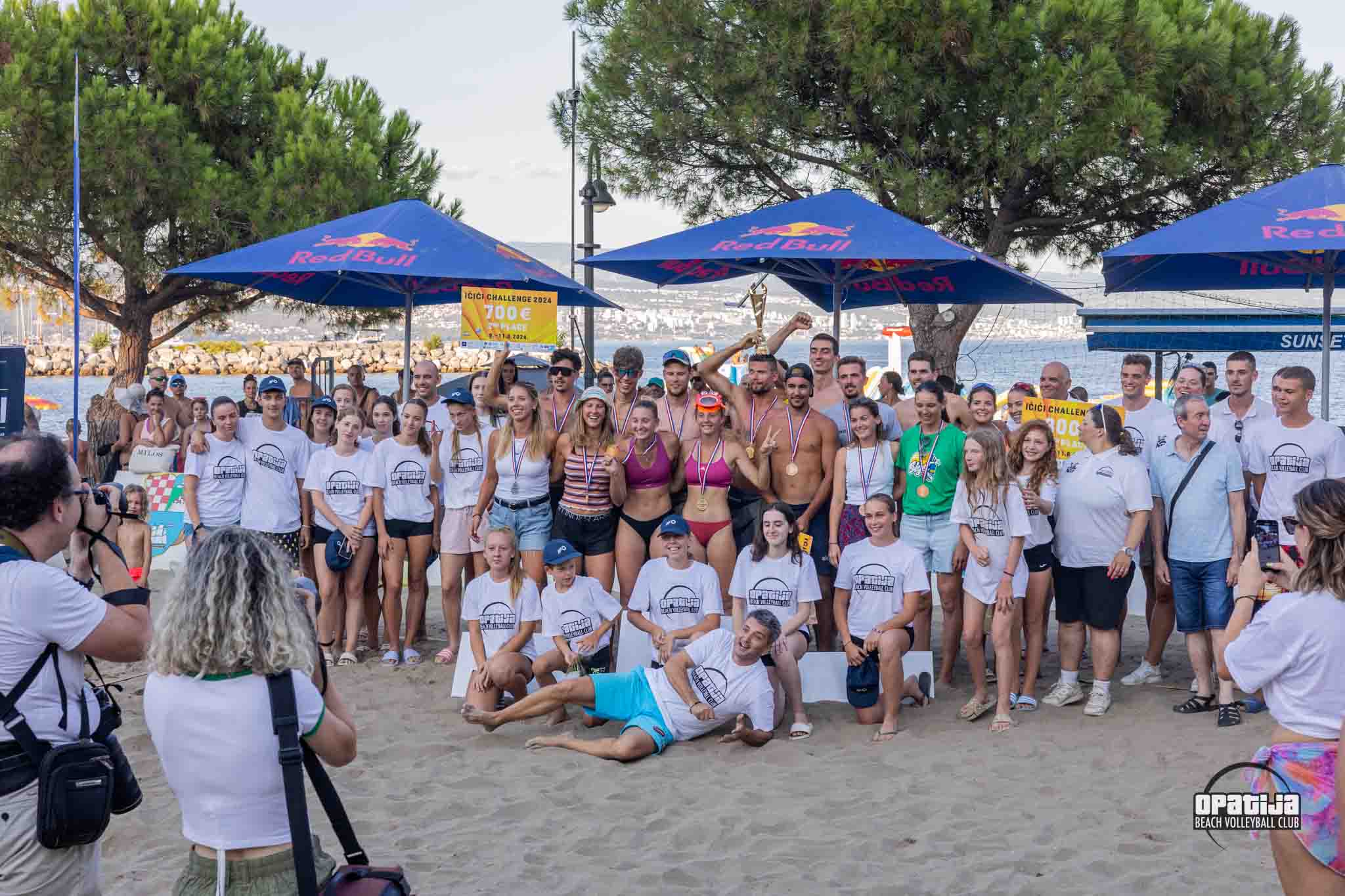 Grupna fotografija na turniru u Ičićima